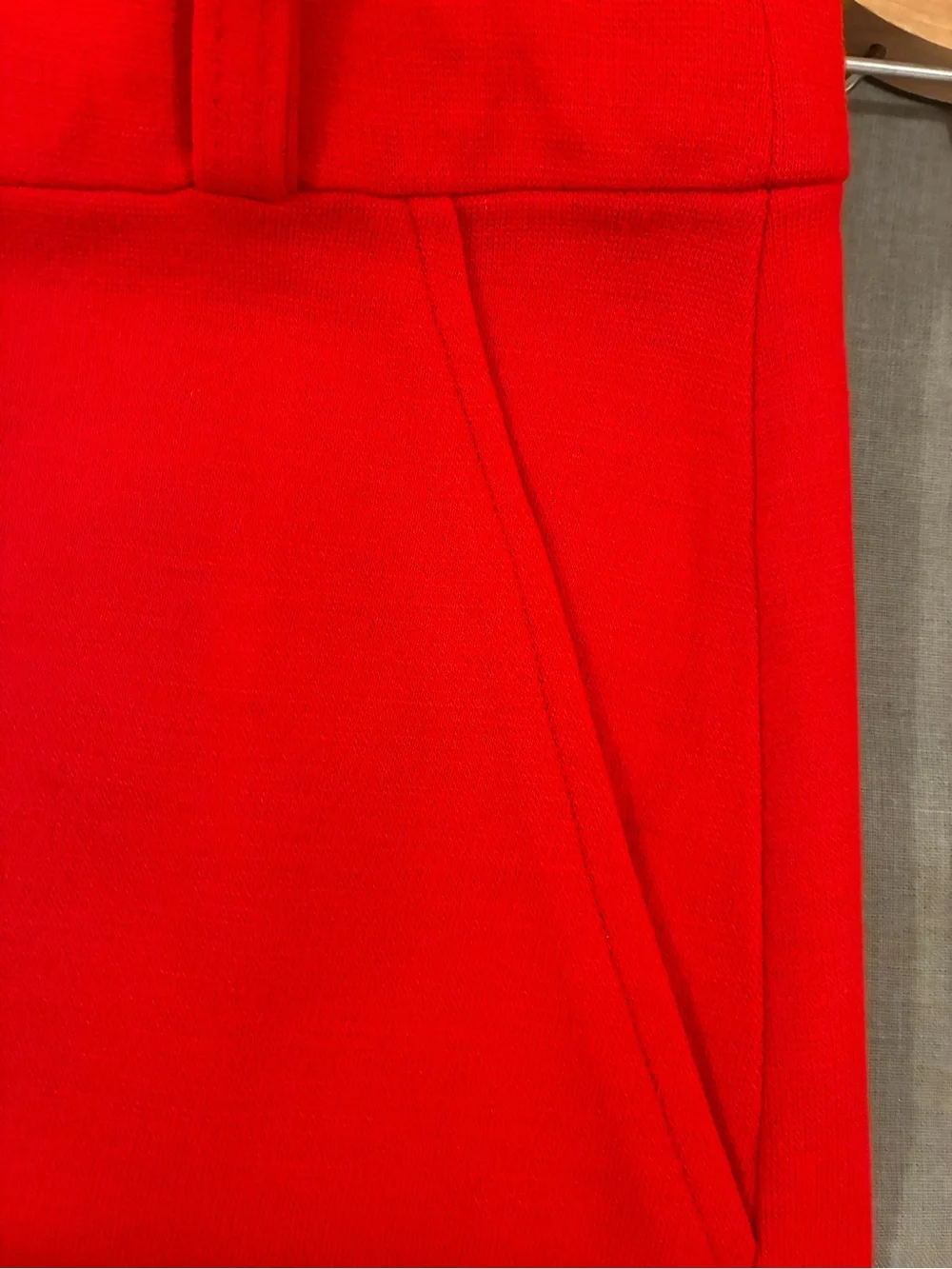 Classic Mod Vintage Jack Winter Red Mini Skirt with Clean A-Line Silhouette - Picture 8 of 8